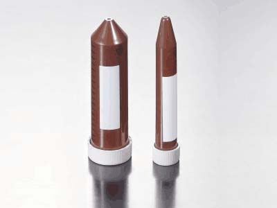 棕色管身，可阻挡100%的紫外线，利于光敏样品的操作处理